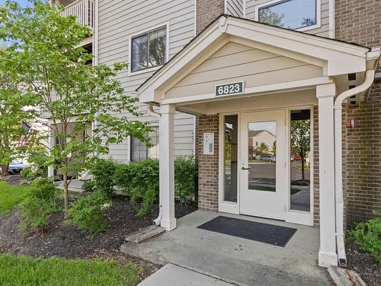 6823 Meadow Creek Dr #309 — Photo 2