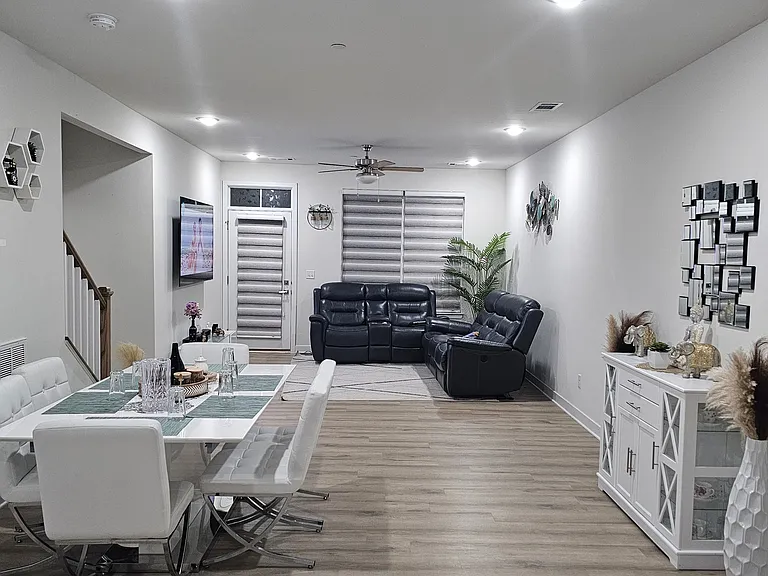 238 Marion Rd — Photo 9
