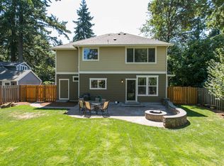 5533 Kenny St, Lake Oswego, OR 97035