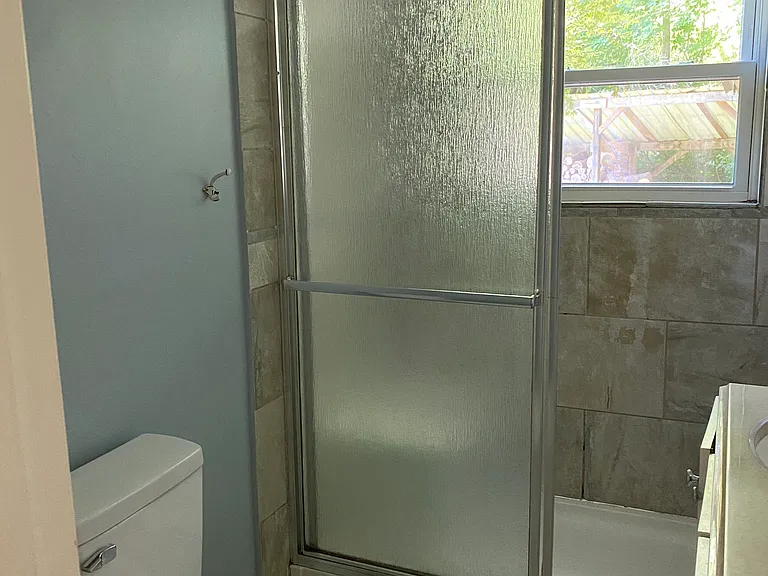 195 Emerald Dr #B — Photo 42