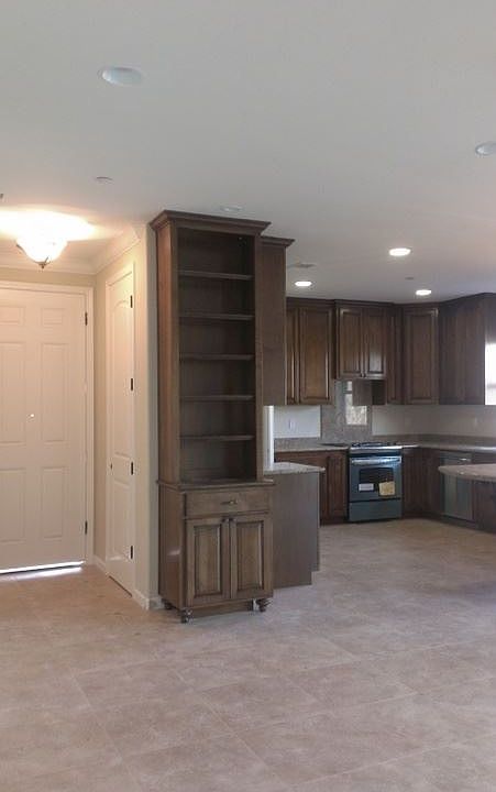 1st image of 272 Spyglass Hl
