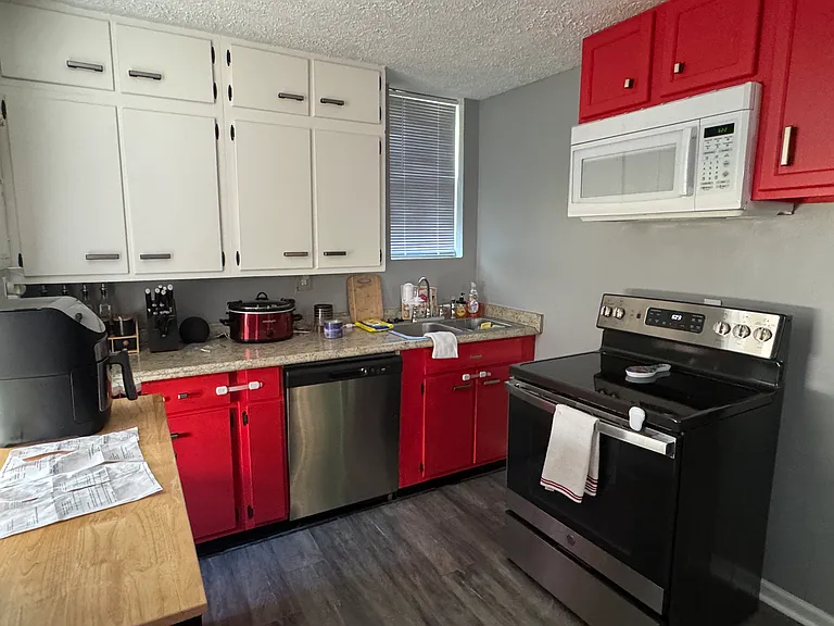 313 Villa Dr — Photo 10