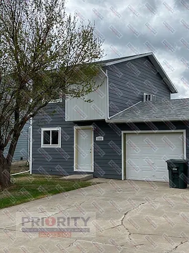 2325 Mahogany Cir Photo 1