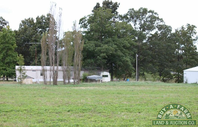2nd image of 8012 Sinclair Rd