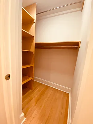 Rented by Metropolis Real Estate of Manhattan | media 14