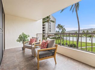 Esplanade, Honolulu, HI 96825