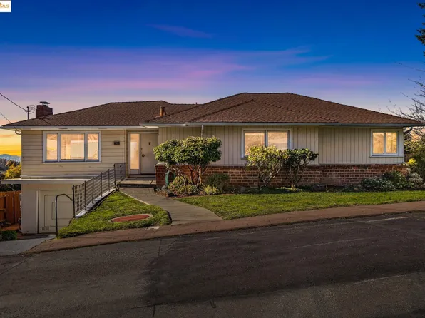 30 Franciscan Way, Kensington, CA 94707