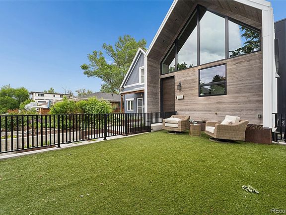2nd image of 3418 vallejo Street