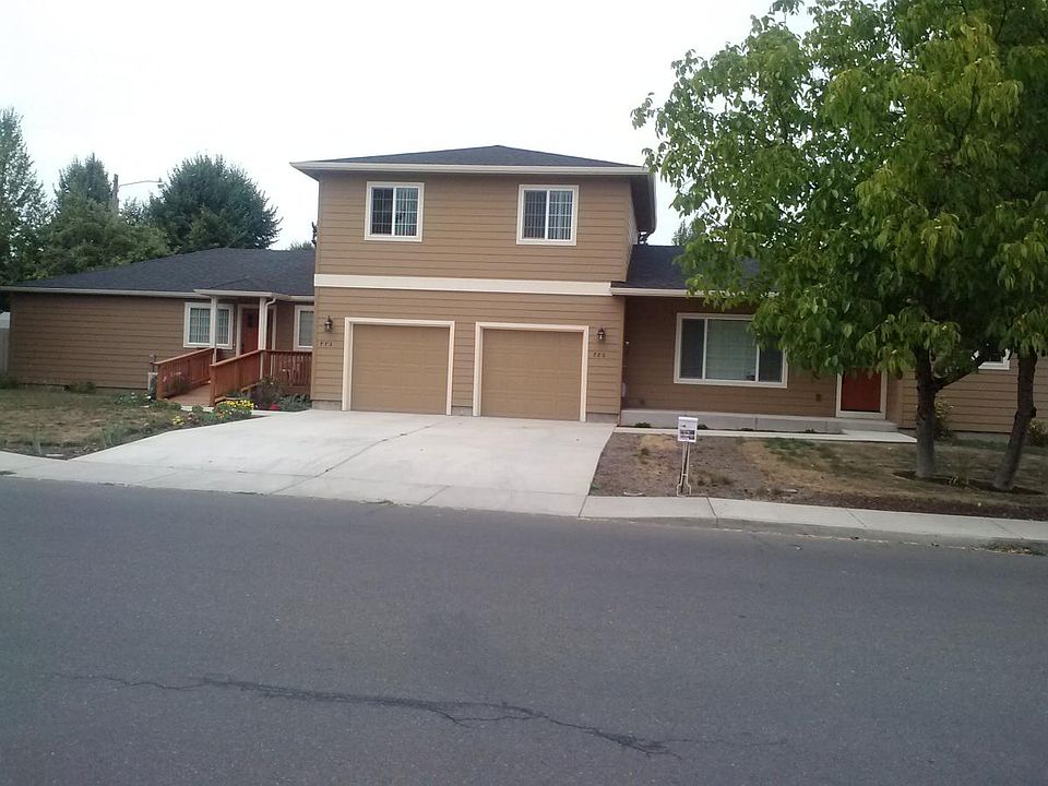 772 & 780 Madrona St E (Dual Living)