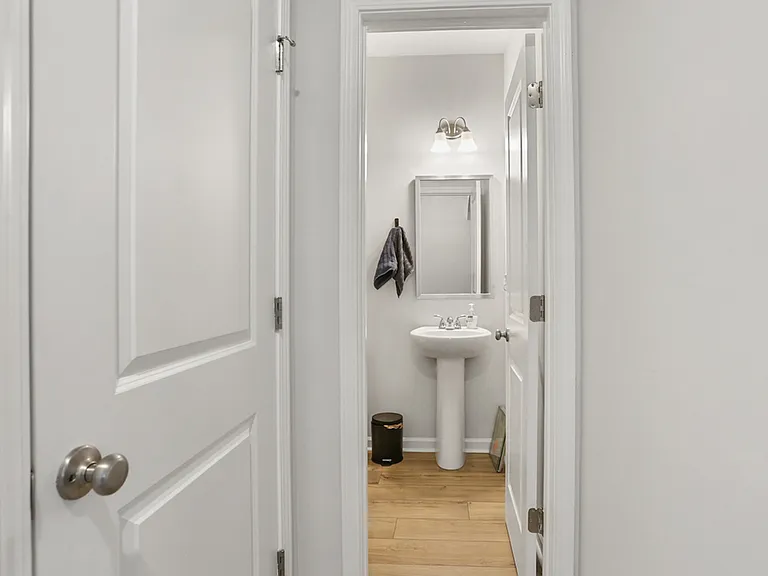 153 Jepson Way — Photo 7