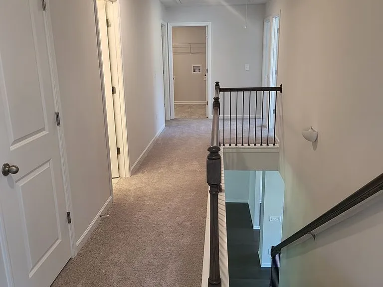 505 Wymond Ct — Photo 8
