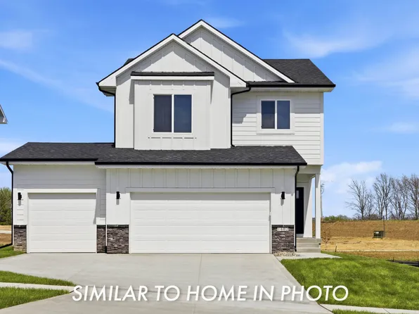 2310 Chan Dr, Adel, IA 50003