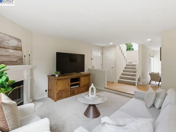 540 Ivy Pointe Cir, San Ramon, CA 94582