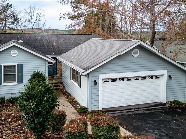 15 Tide Turn Dr, Salem, SC 29676