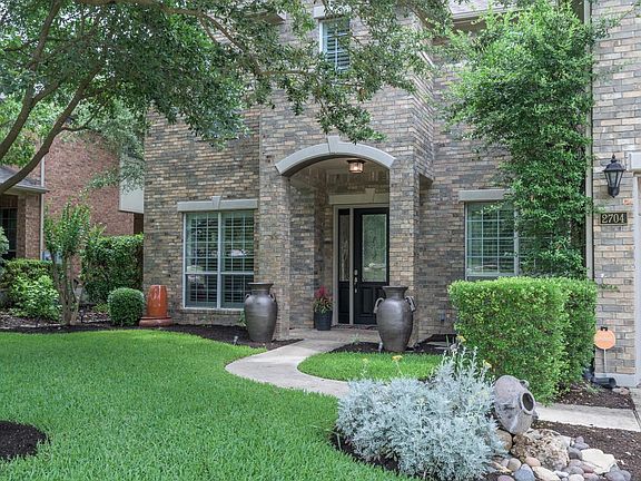 2nd image of 2704 Copford Ln