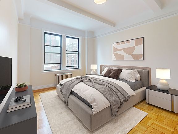 4th image of 115 E 92nd St #7A