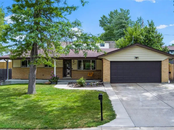 12038 W 62nd Place, Arvada, CO 80004