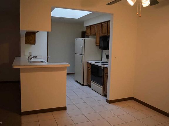 3rd image of 49540 Bishop Ct
