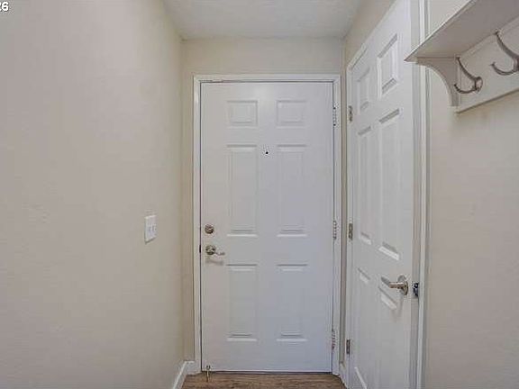 5th image of 1504 NE 72nd St APT 4