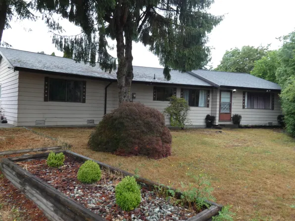 15225 Flamingo Pl, Surrey, BC V3R 6T6