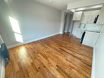 Rented by Tapiro Realty