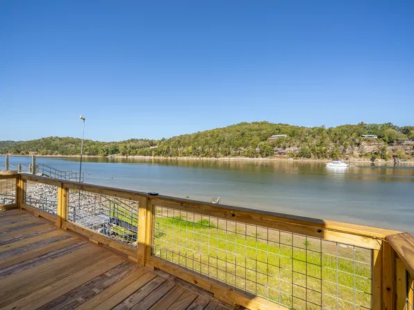 130 S River Front Dr, Clifton, TN 38425