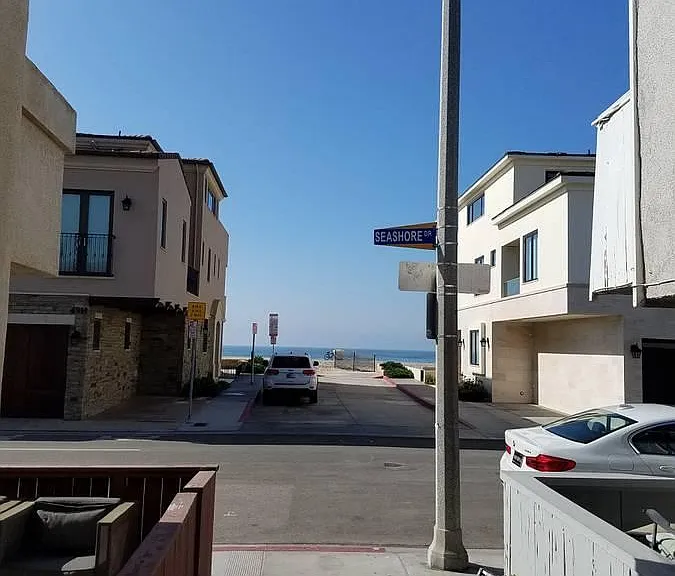 5000 Neptune Ave — Photo 19