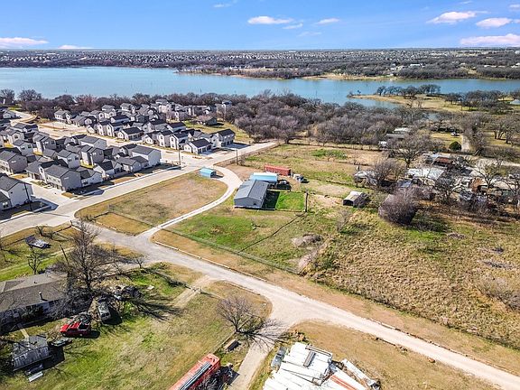 2nd image of Selma Dr