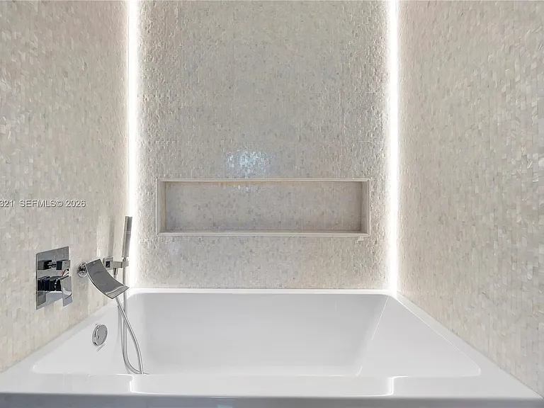 3261 Seaward Dr — Photo 18