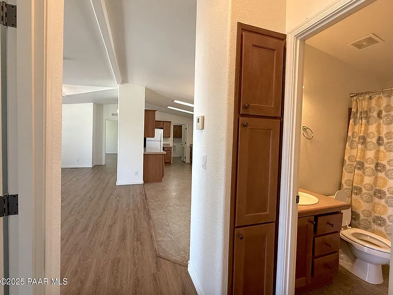 1116 Samantha St — Photo 36