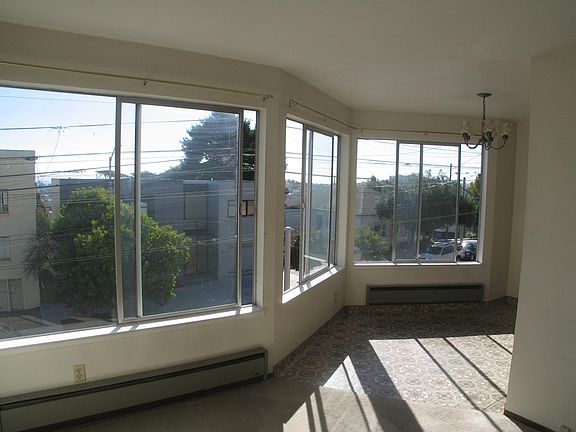 2nd image of 1370 Noe St #2