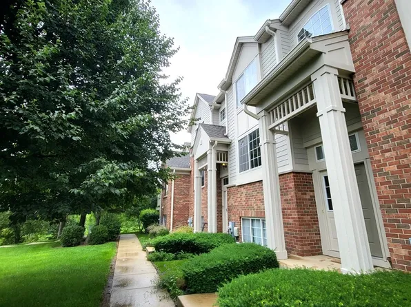 3348 Cameron Dr, Elgin, IL 60124