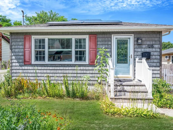 1215 America Avenue, West Babylon, NY 11704