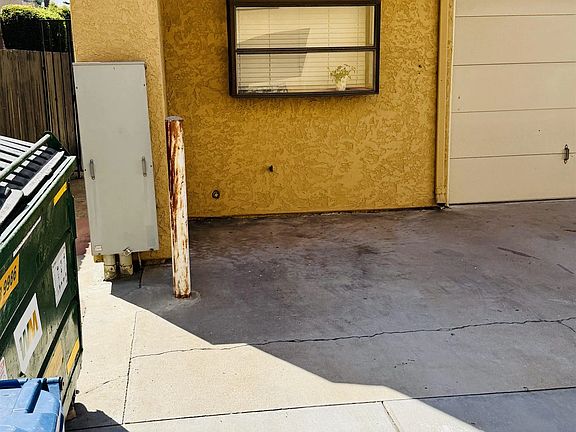 2nd image of 4383 Kansas St APT 7