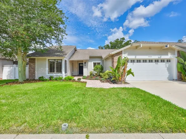 14651 VILLAGE GLEN CIRCLE, TAMPA, FL 33618