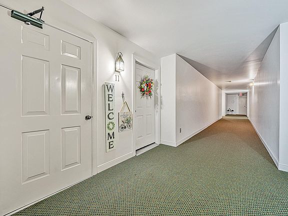 3rd image of 2102 Stephenson Ave SW APT 11