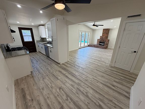 2nd image of 9036 Haskell St