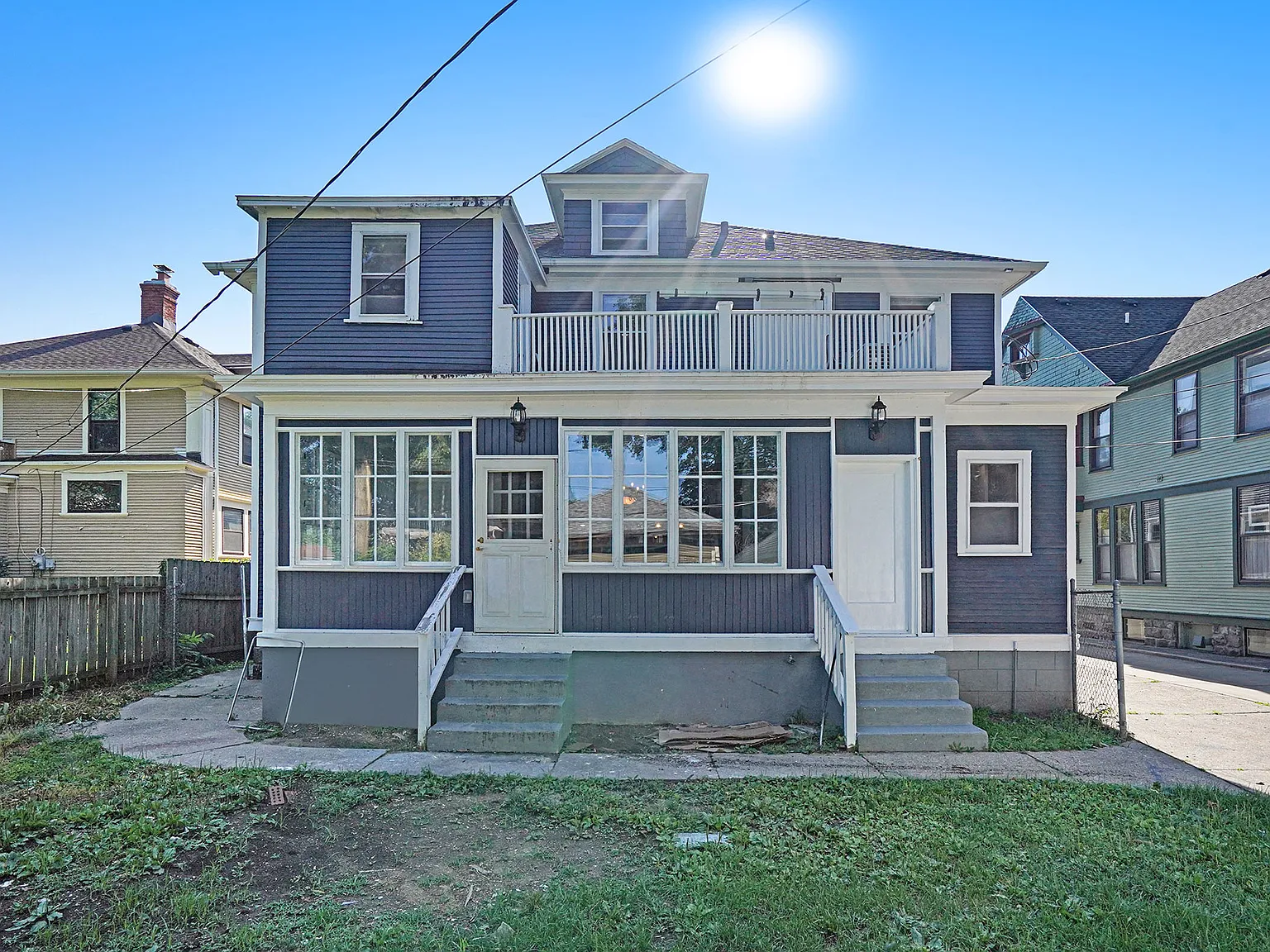 547 Paris Ave SE — Photo 3