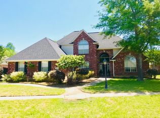469 Shenandoah Dr, Shreveport, LA 71115