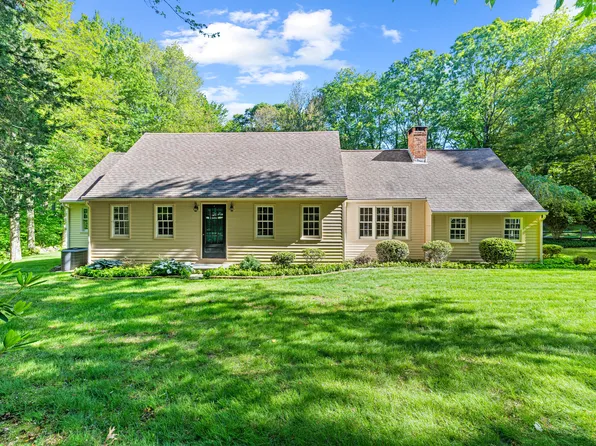 4 Ridgewood Drive, Old Saybrook, CT 06475