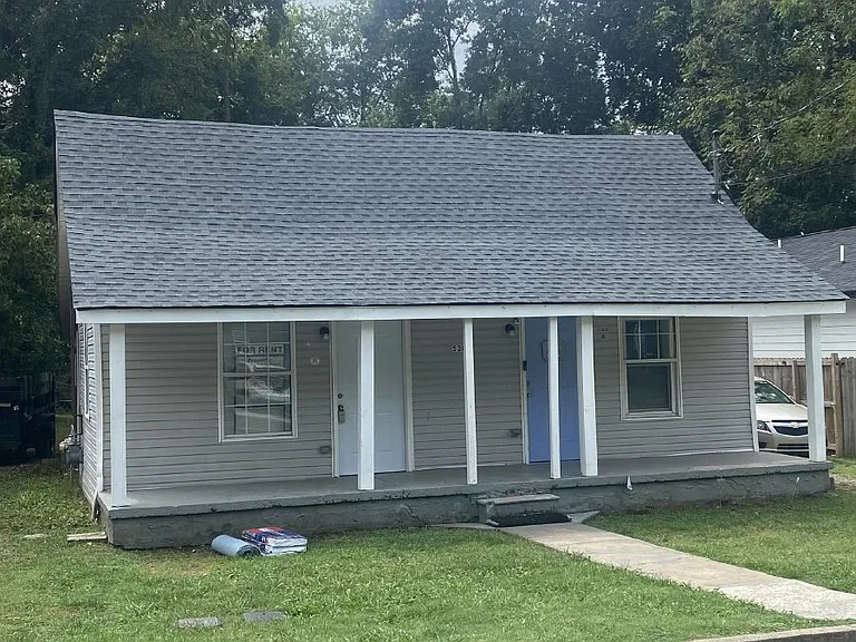 530 E State St #A — Photo 5