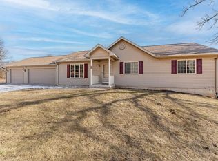 S3228 Lake Virginia Rd, Reedsburg, WI 53959