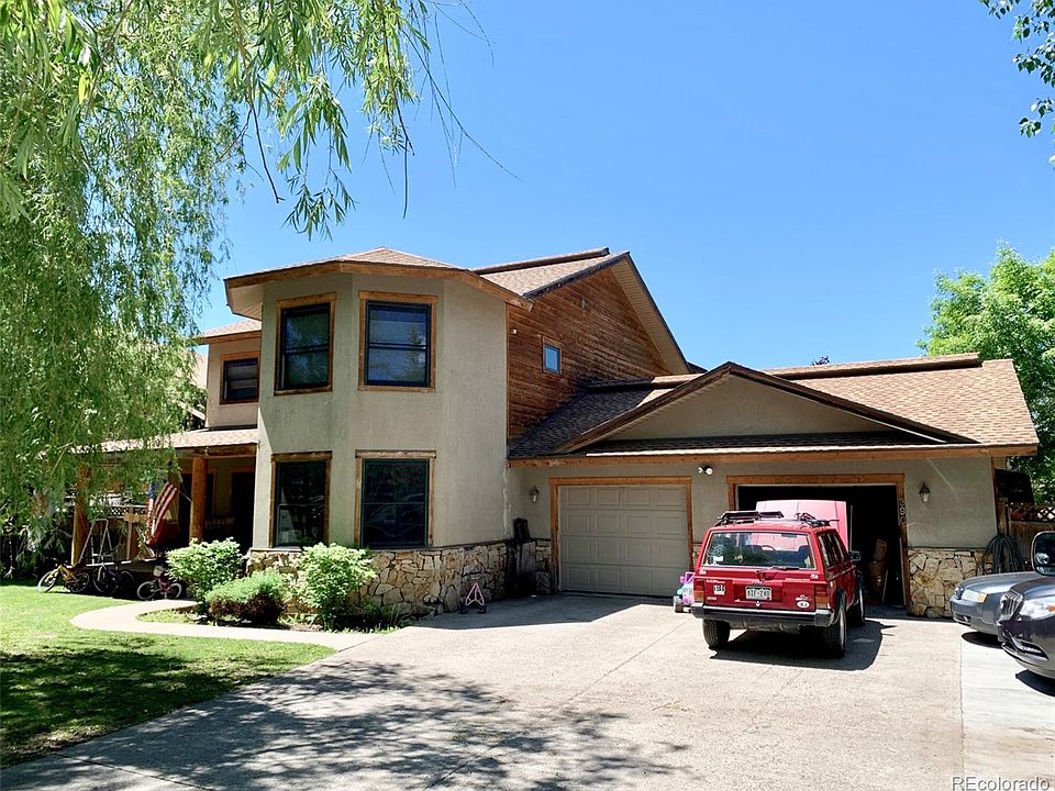 1st image of 390 Kelhi Ct