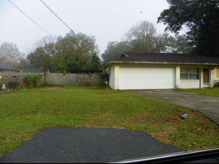 2nd image of 2013 NE 50th Pl
