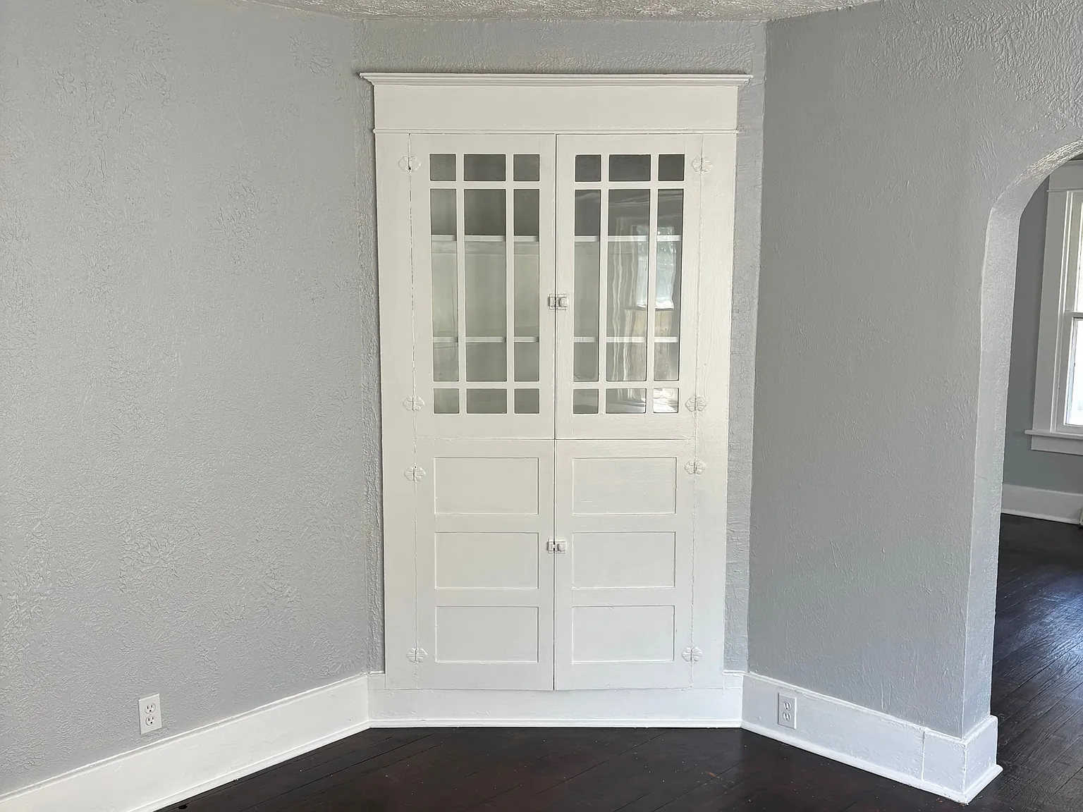 3 bed, 2.0 bath, 1400 sqft, $1,400 — Photo 3
