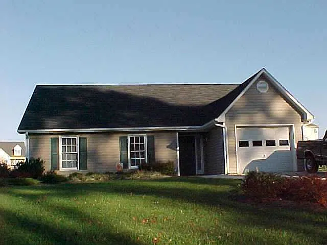 1723 Harper Spring Drive - 1 — Photo 1