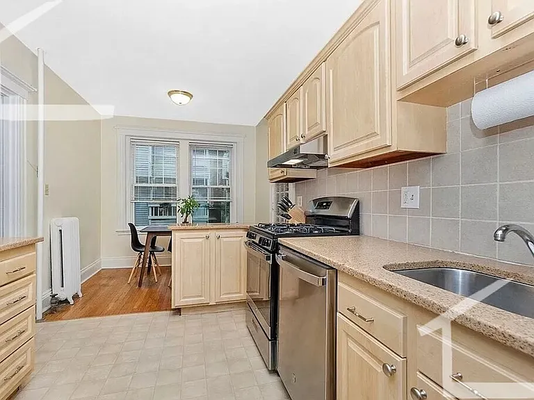 5 Vinal St #5 — Photo 2