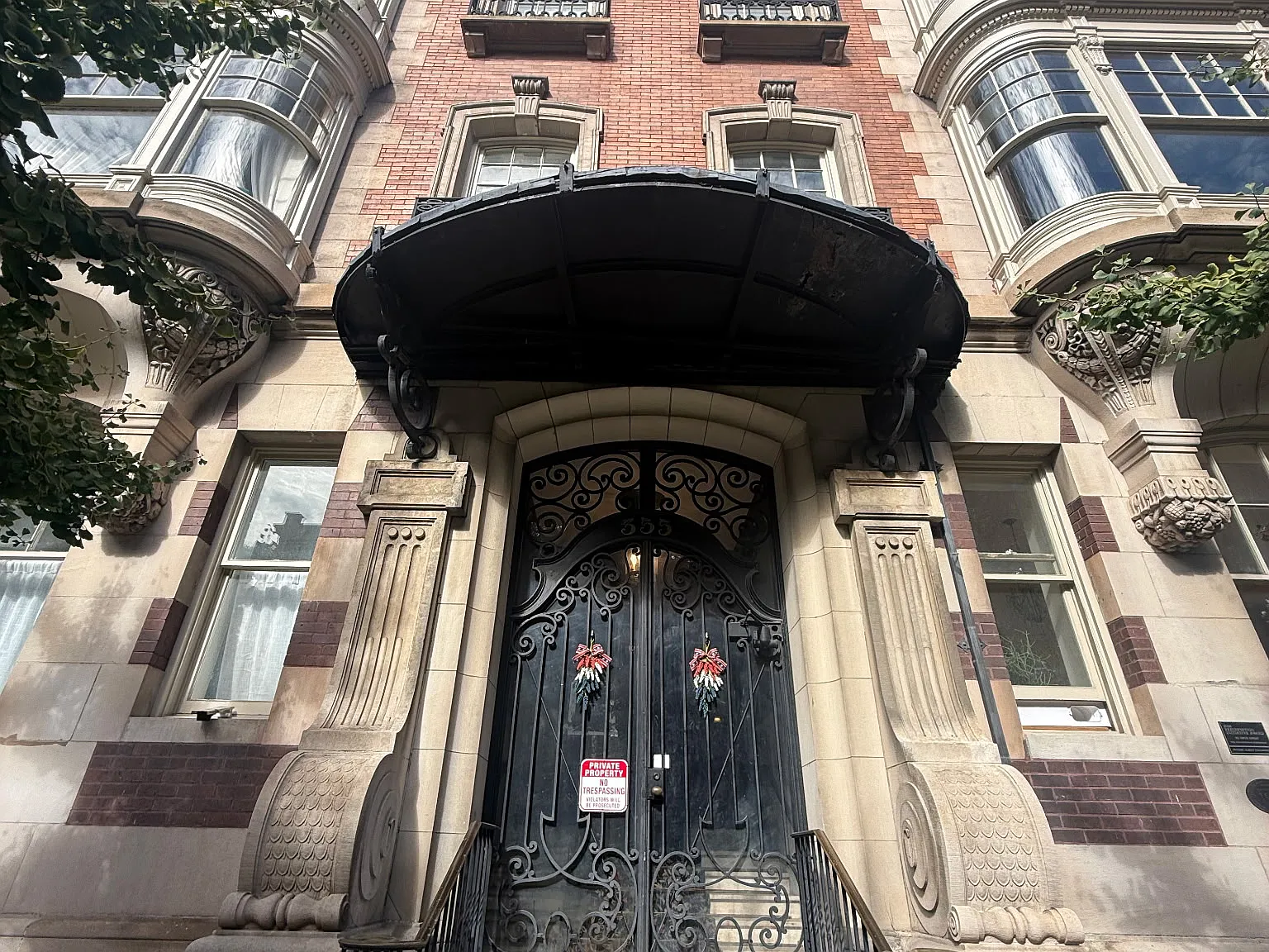 2 bed, 1242 sqft, $1,000 — Photo 1