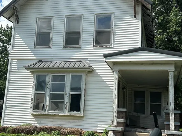 420 Smith St, Brookfield, MO 64628