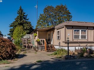 819 S Comstock Rd SPACE 13, Sutherlin, OR 97479